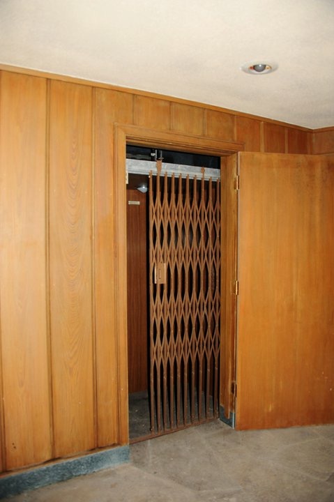 One of the elevators. Photo inside I took in the 90s