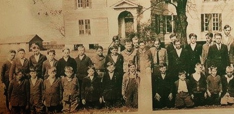 Closeup of 1922-23 Keachi School photo
