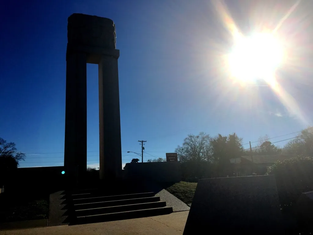 Monument to the memory of New London School explosion and to all of its victims