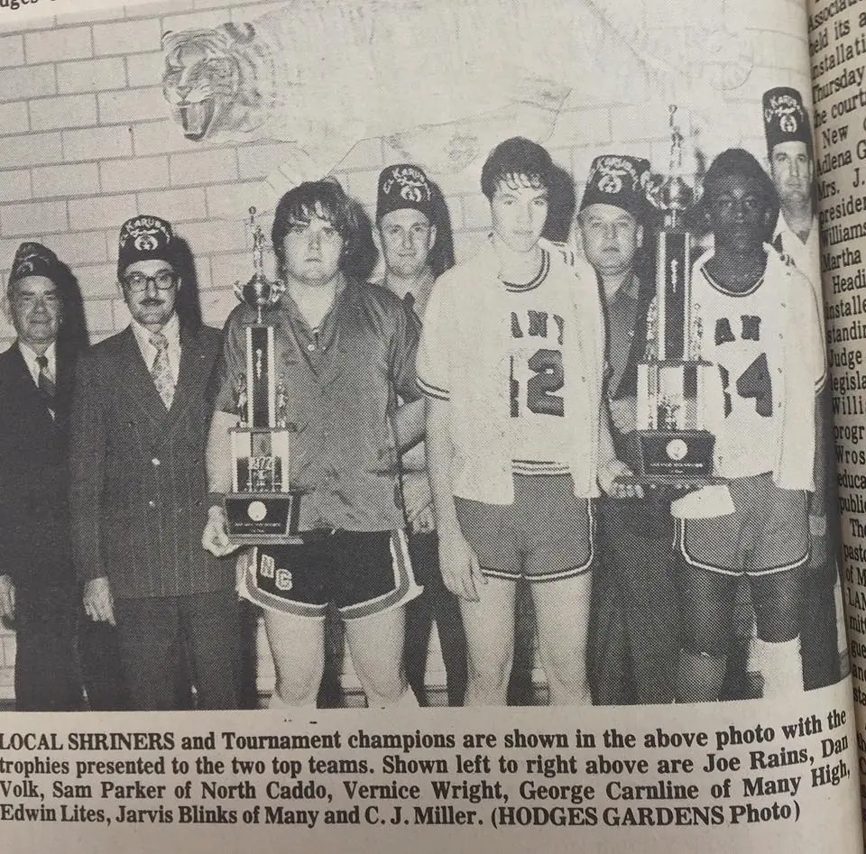 Photograph from the Facebook post “More basketball 1972”