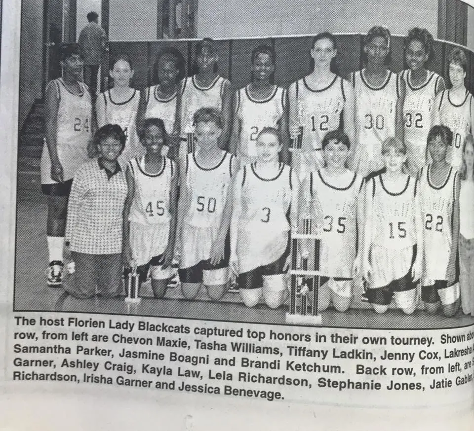 Photograph from the Facebook post “Some 1998 basketball”