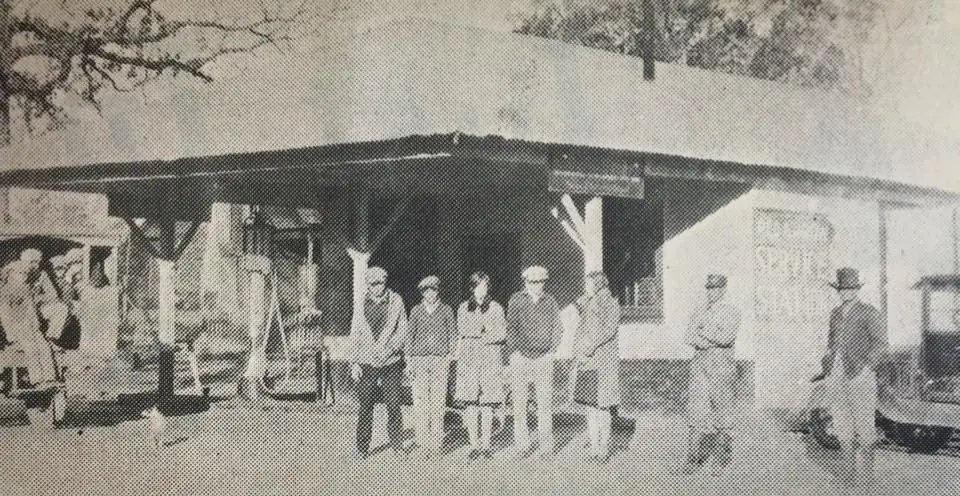 Photograph from the Facebook post “Arrow Filling Station, 1920s at Fort Jesup”