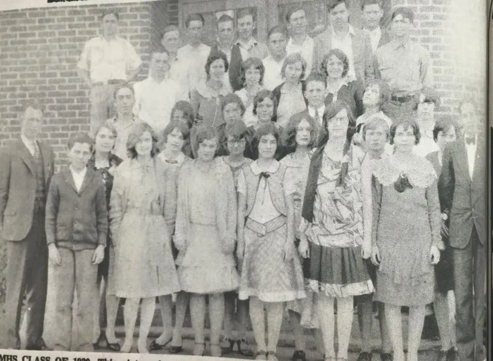 Photograph from the Facebook post “Many High class of 1930 with identification in next pic”