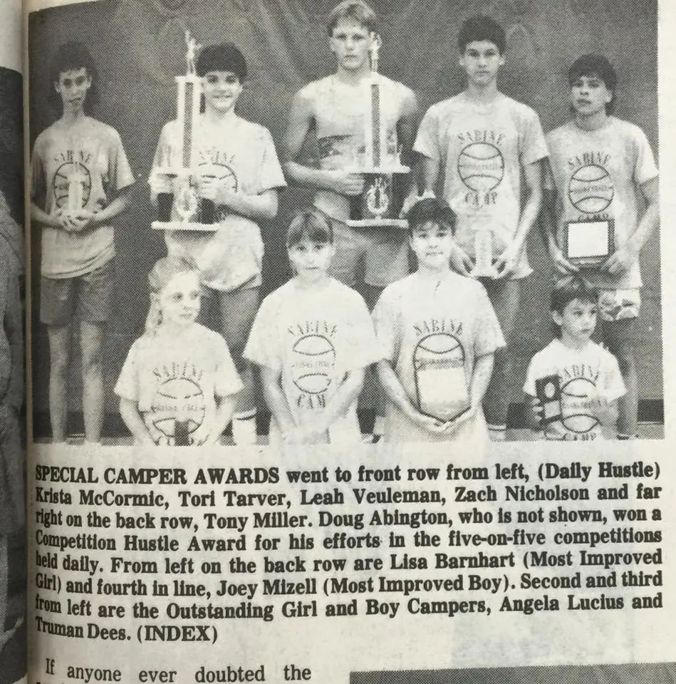 Photograph from the Facebook post “Basketball rebound camp in 1980s”
