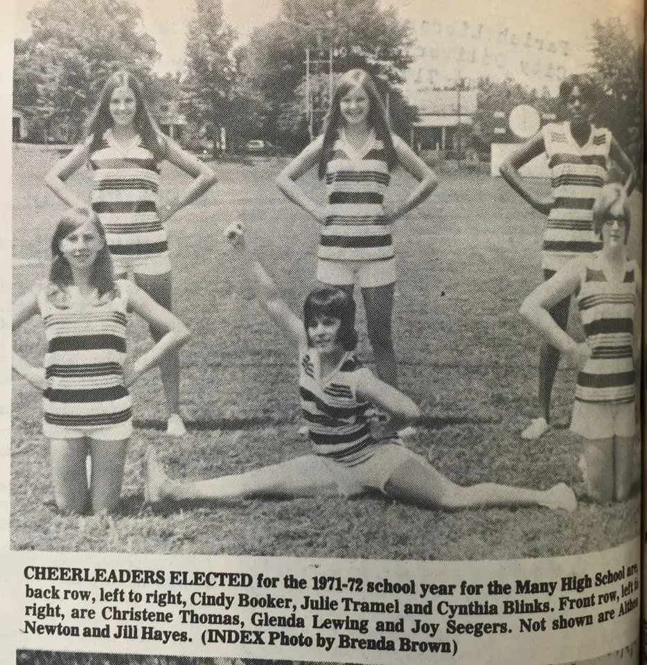 Photograph from the Facebook post “1971”