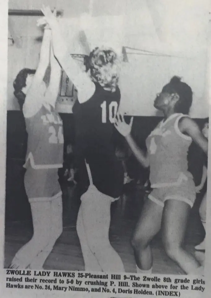 Photograph from the Facebook post “85 basketball”