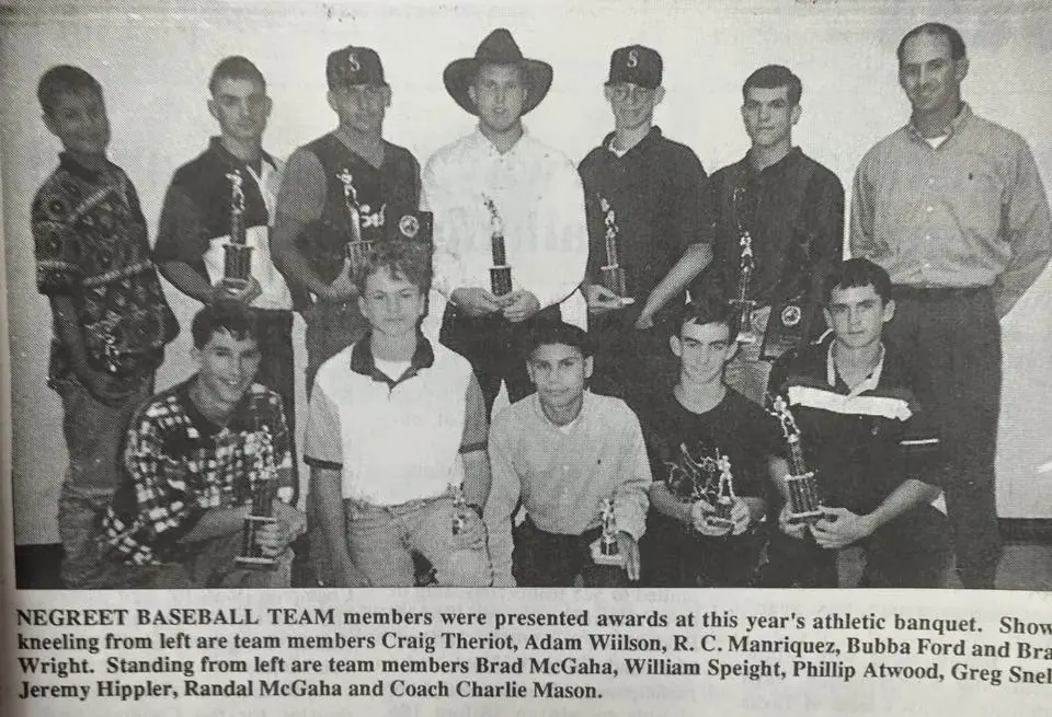 Photograph from the Facebook post “1995”