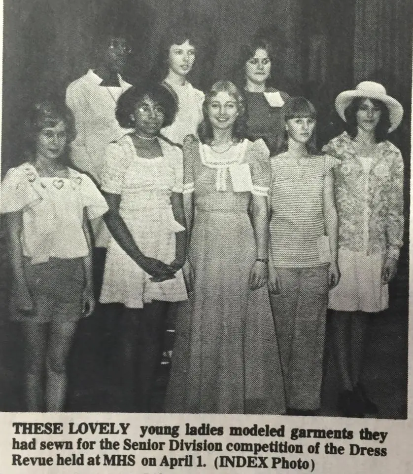 Photograph from the Facebook post “1975”