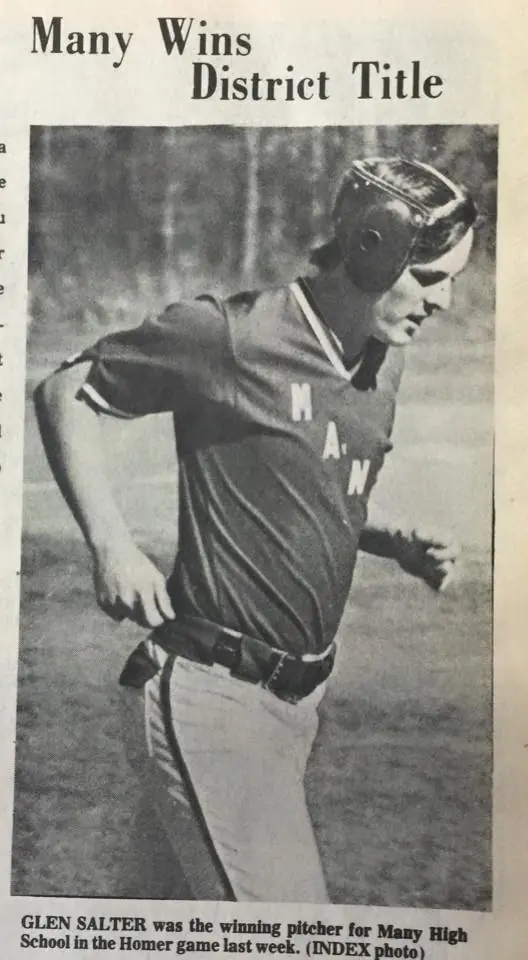 Photograph from the Facebook post “1975 sports”