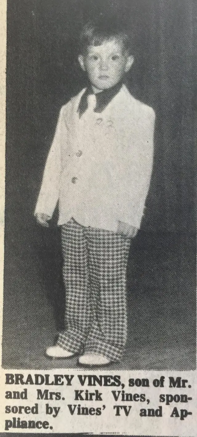 Photograph from the Facebook post “1973 Tiny Tot Easter Parade part 1”