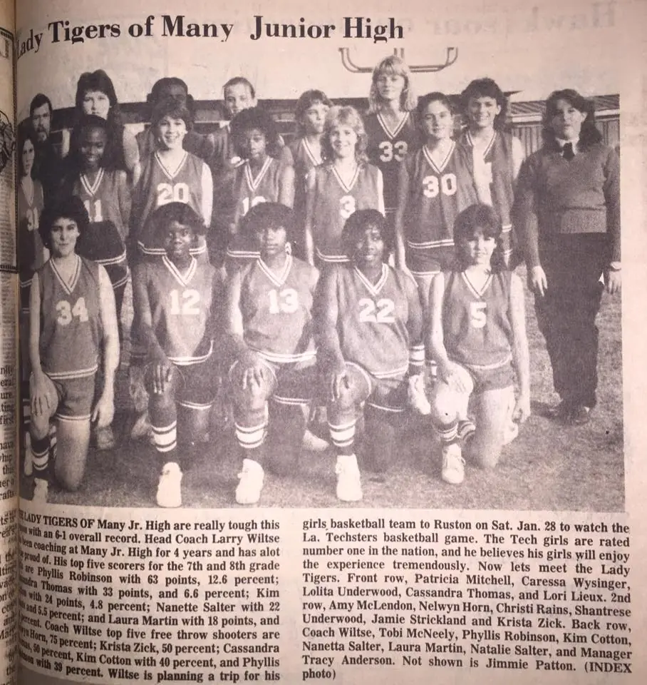 Photograph from the Facebook post “More 84 basketball”