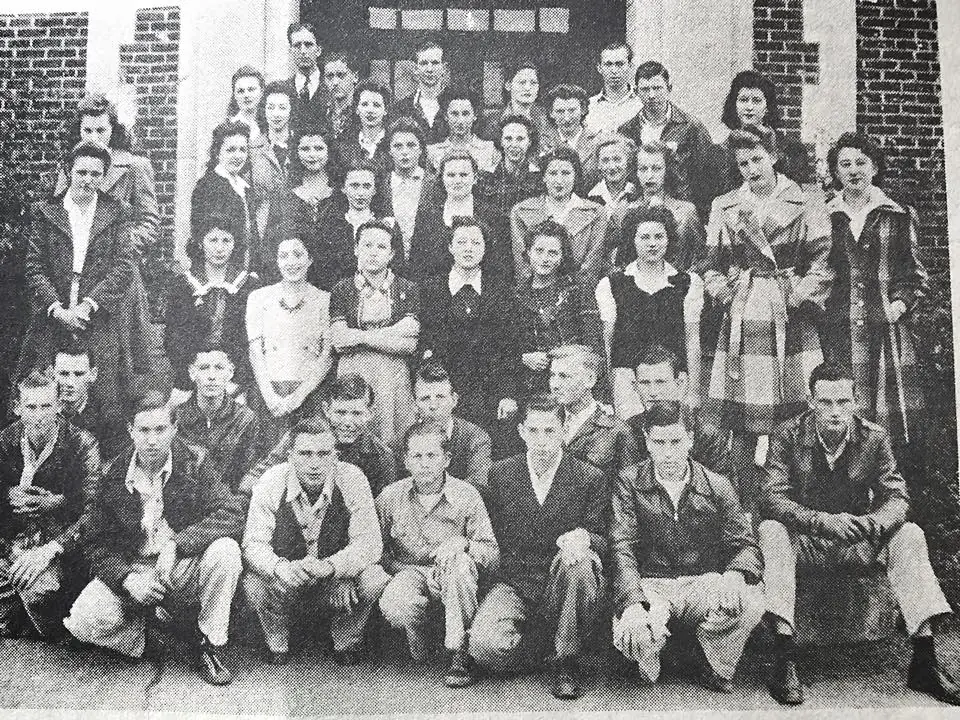 Photograph from the Facebook post “1943 Many High graduates.”