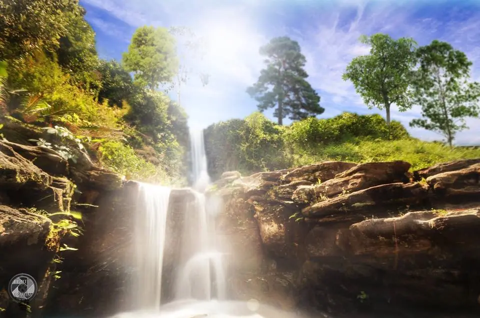 Photograph from the Facebook post “Waterfall at Hodges Gardens.”