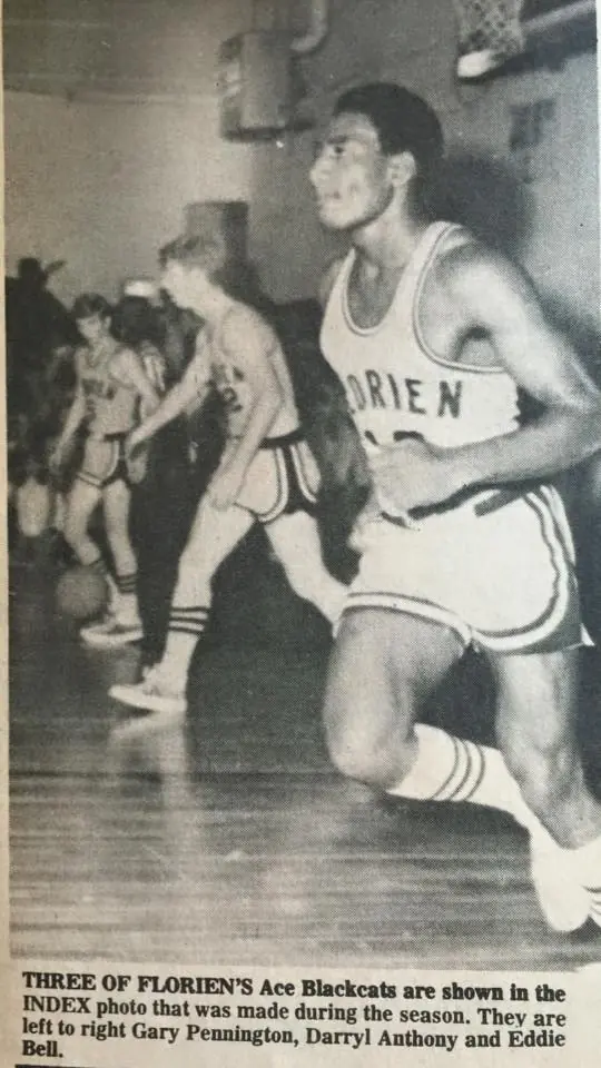 Photograph from the Facebook post “73 sports”