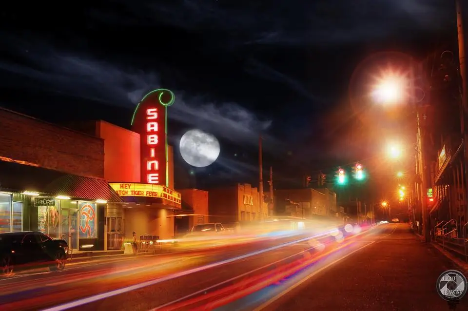 Photograph from the Facebook post “Photo of almost full moon last October.”