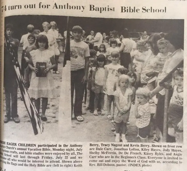 Photograph from the Facebook post “1983 Anthony Baptist”