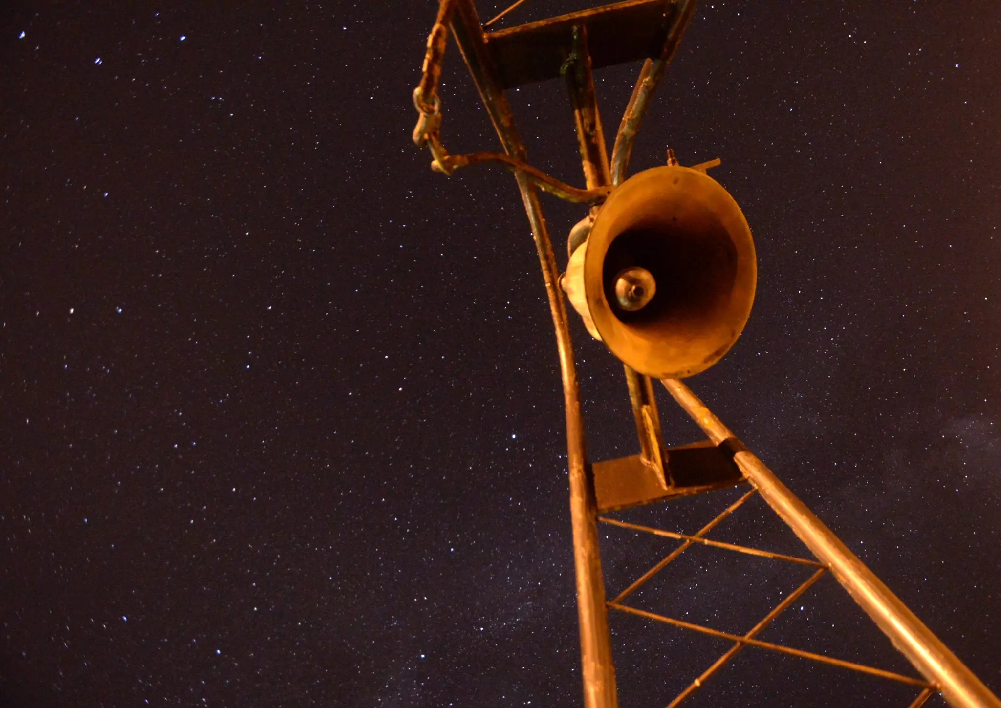 Photograph from the Facebook post “This bell intrigues me :) It is the bell at the Fisher Baptist Church.”