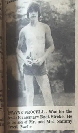 Photograph from the Facebook post “From 1983”