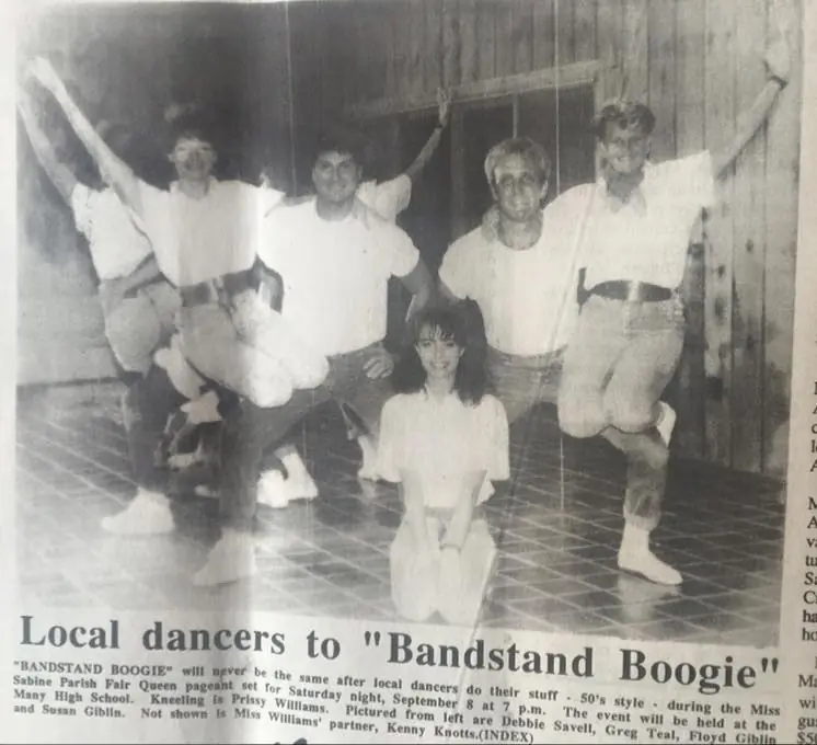 Photograph from the Facebook post “From 1990”