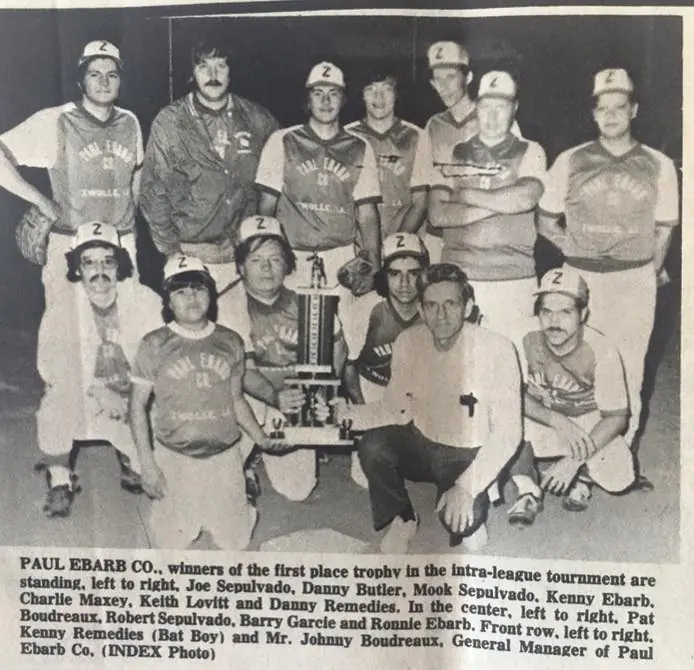 Photograph from the Facebook post “1976 sports fun”