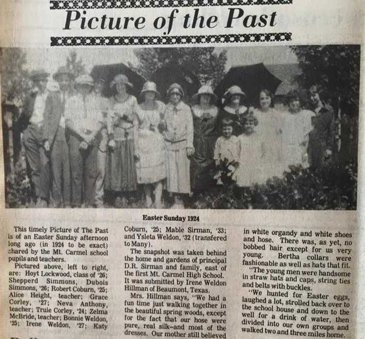 Photograph from the Facebook post “1924 Mount Carmel School students and teachers.”