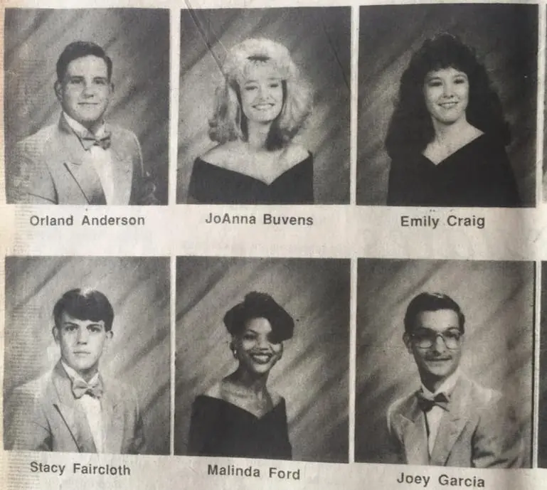 Photograph from the Facebook post “Zwolle High 1992 graduates.”