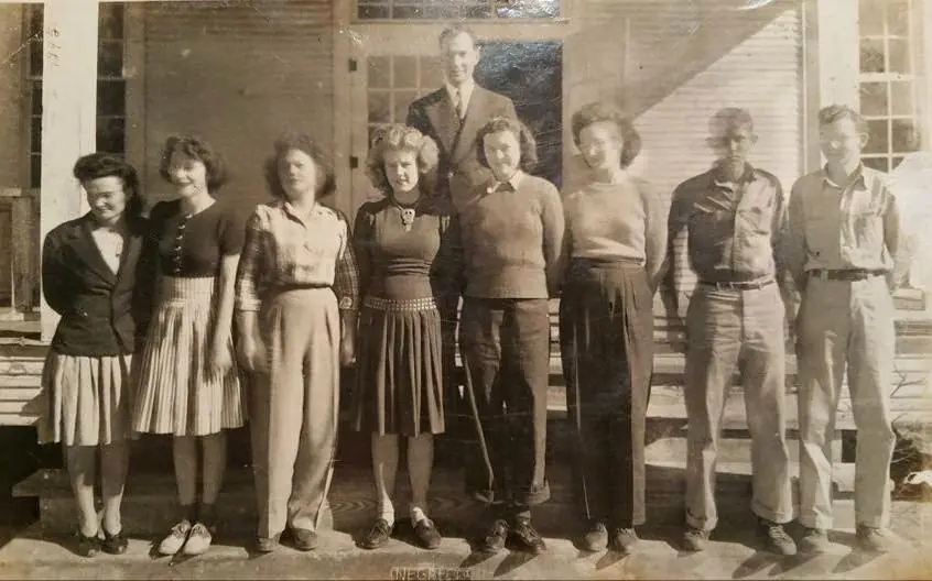 Photograph from the Facebook post “Negreet School graduating class, 1945-46.”
