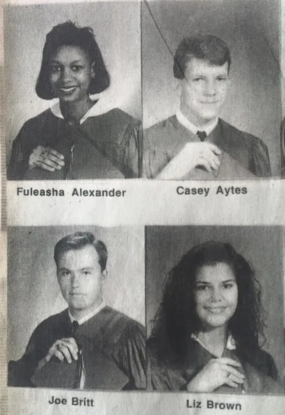 Photograph from the Facebook post “Many High 1992 graduates #manyhighclassof92”