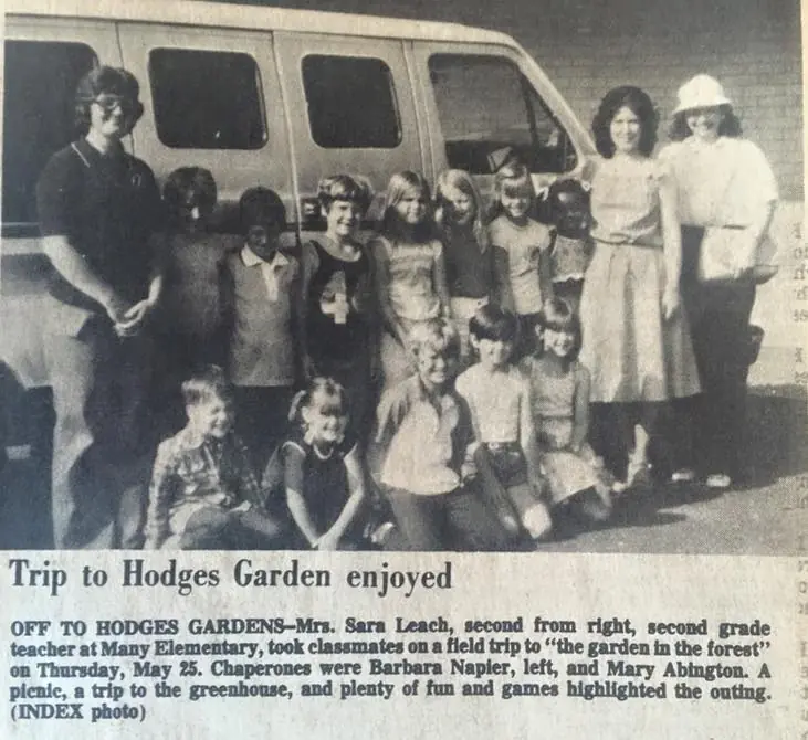 Photograph from the Facebook post “1978, trip to Hodges Gardens for Many students #1987HodgesGardens #1987ManyFieldTrip”