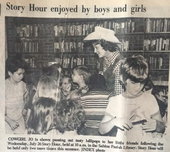 Photograph from the Facebook post “1978 library fun”