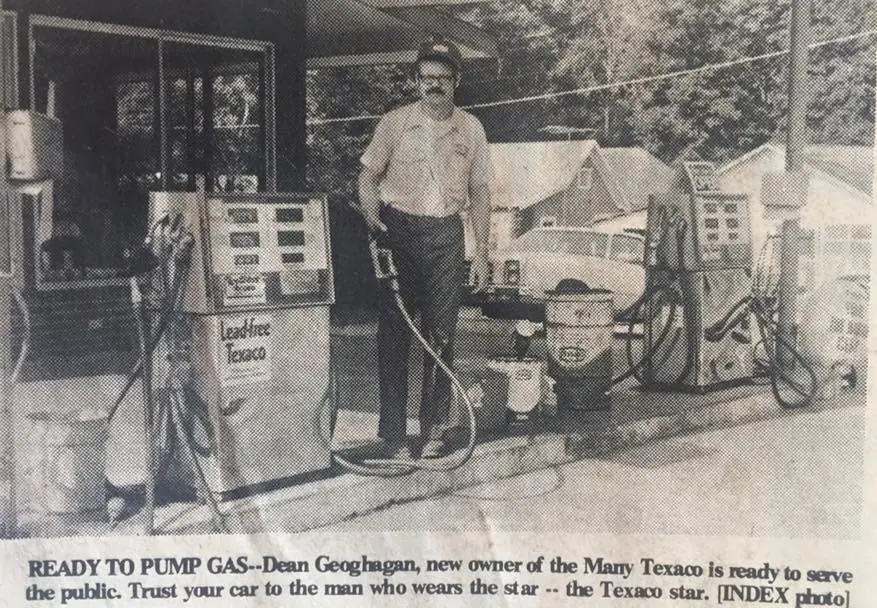 Photograph from the Facebook post “1978.”