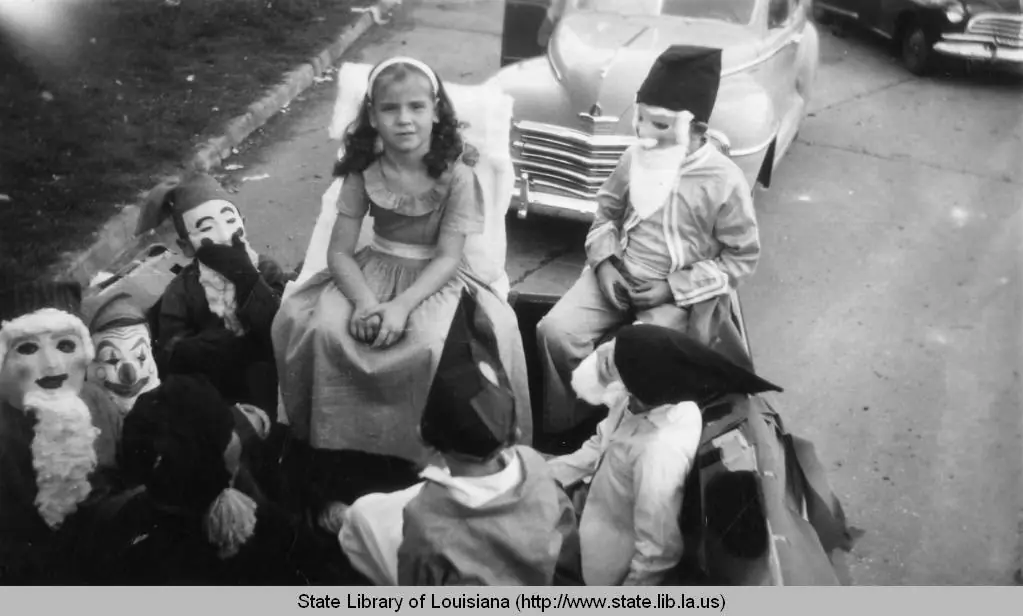 Photograph from the Facebook post “October 1947.”