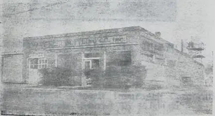 Photograph from the Facebook post “Many Nehi Bottling.”