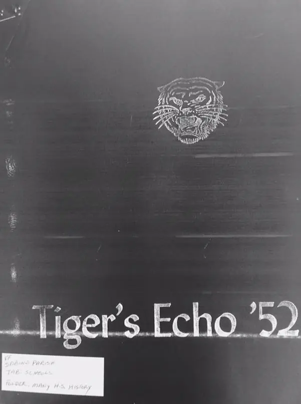 Photograph from the Facebook post “Tiger Echo 1952 Many High yearbook #manyhigh1952 #manyhighclassof52”
