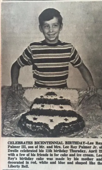 Photograph from the Facebook post “1976”