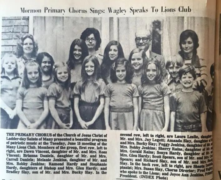 Photograph from the Facebook post “Mormon Primary Chorus, 1976”