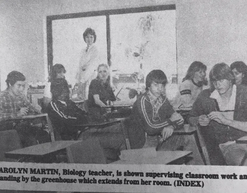 Photograph from the Facebook post “Photos of the new Many High, at current location, around 1980ish”