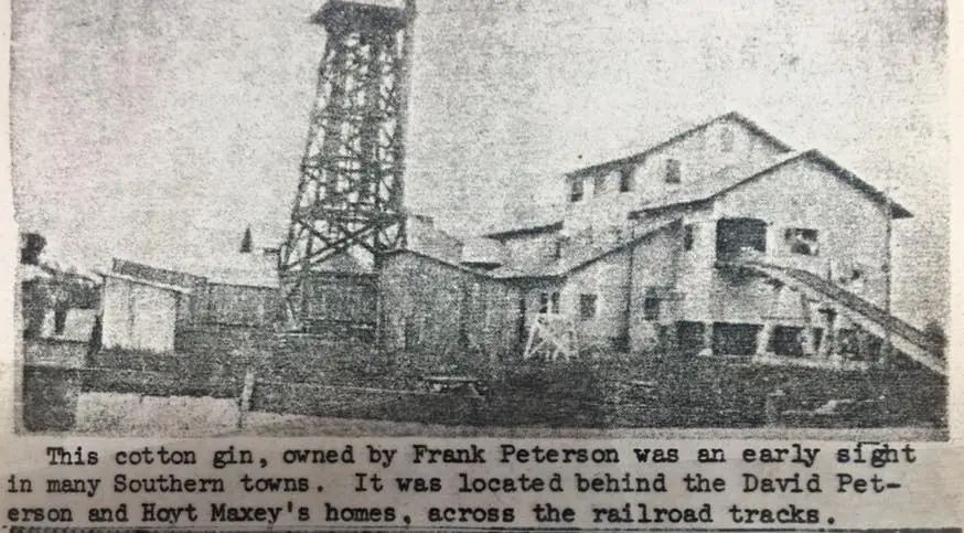Photograph from the Facebook post “Peterson's Cotton Gin, in Zwolle, across the railroad tracks.”