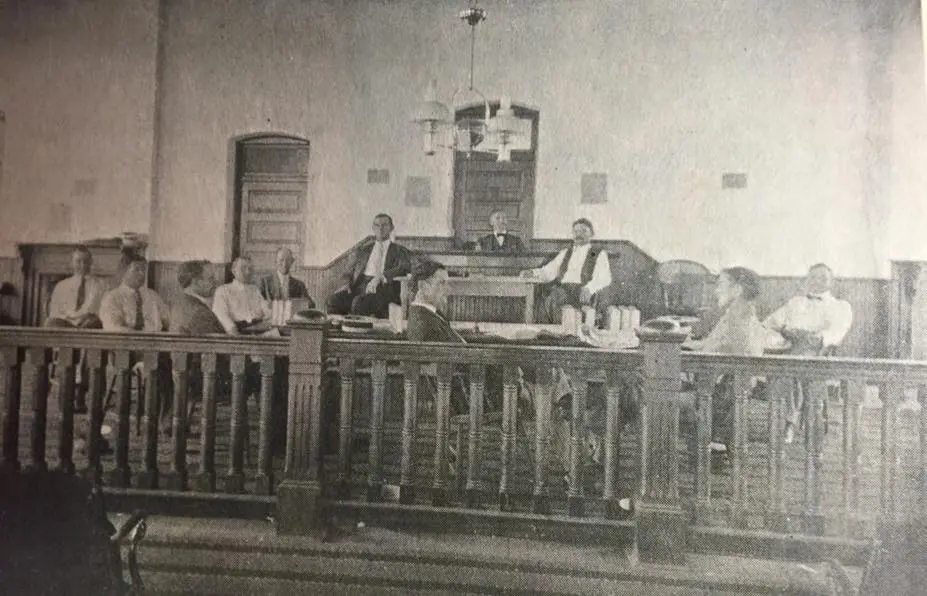 Photograph from the Facebook post “A really long time ago.”