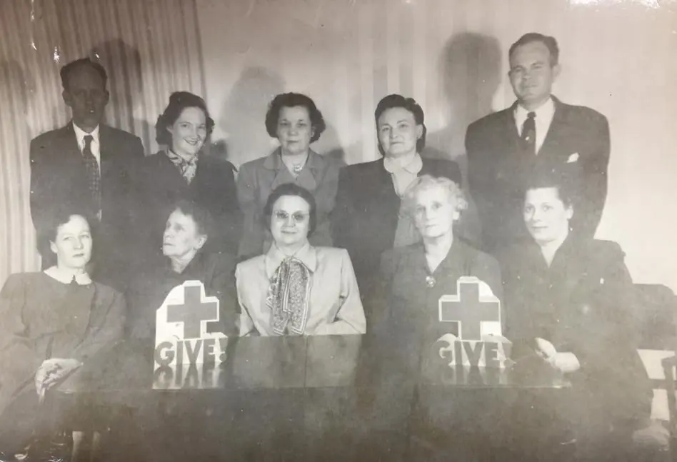 Photograph from the Facebook post “Red Cross Fund Raising Committee.”