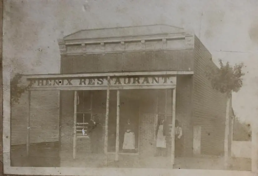 Photograph from the Facebook post “Hard to read the back of this picture so if anyone has details or suggestions, please…”