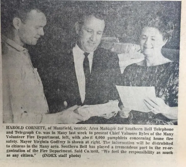 Photograph from the Facebook post “Southern Bell recognition, 1966”