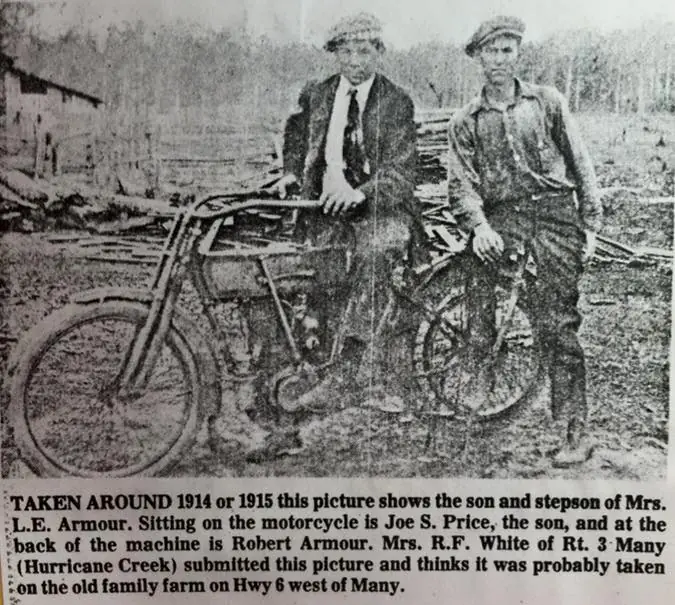 Photograph from the Facebook post “Motorcycle fun in 1914 or 1915”