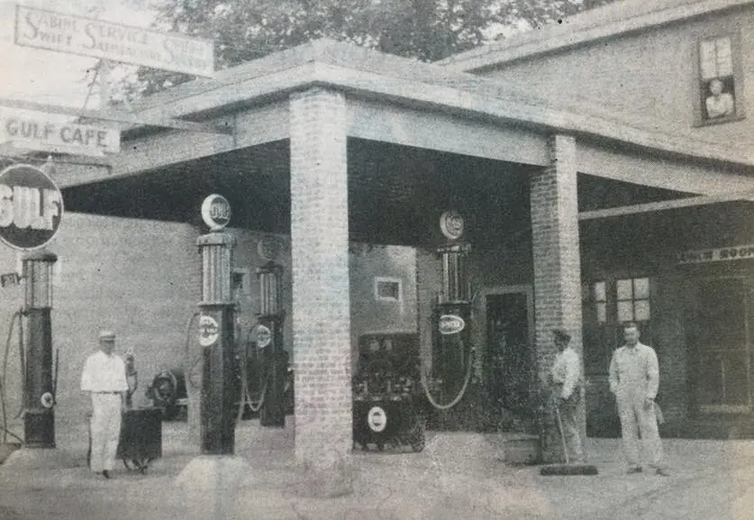Photograph from the Facebook post “1928, in Zwolle.”