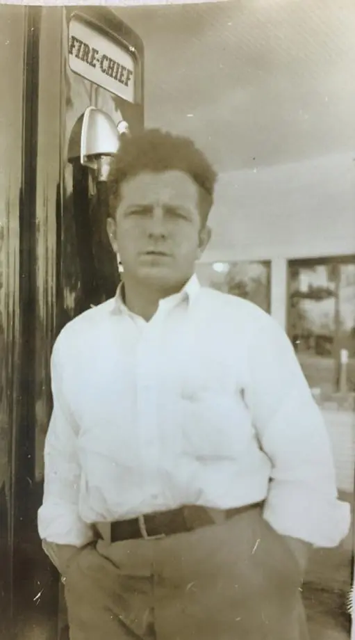 Photograph from the Facebook post “Not sure when this was taken.”