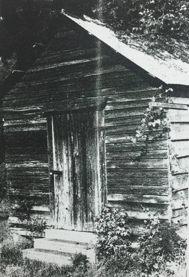 Photograph from the Facebook post “Old election polling place, Midliff.”