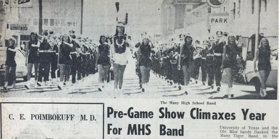 Photograph from the Facebook post “1966, Many High School band #manyschool #manymarchingband #manyparade #manyhighschool”