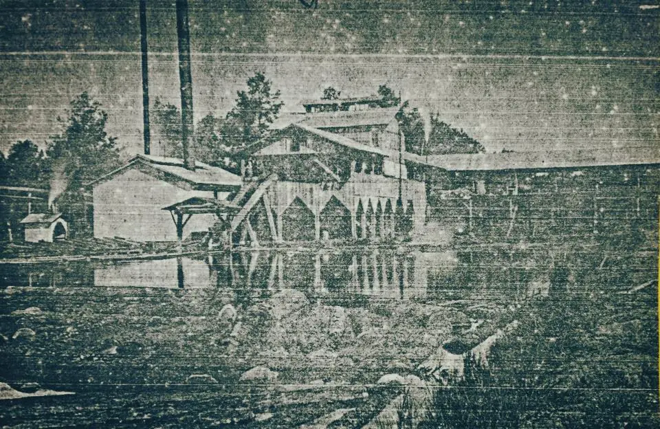 Photograph from the Facebook post “Gandy Sawmill in 1914.”