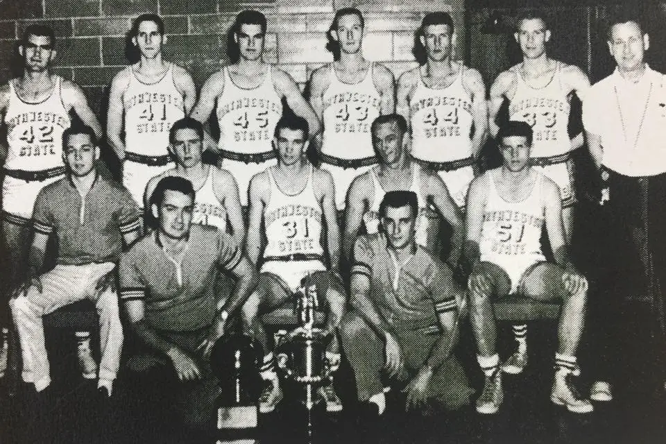 Photograph from the Facebook post “Four locals on this Northwestern Demons basketball team from the 1960s.”