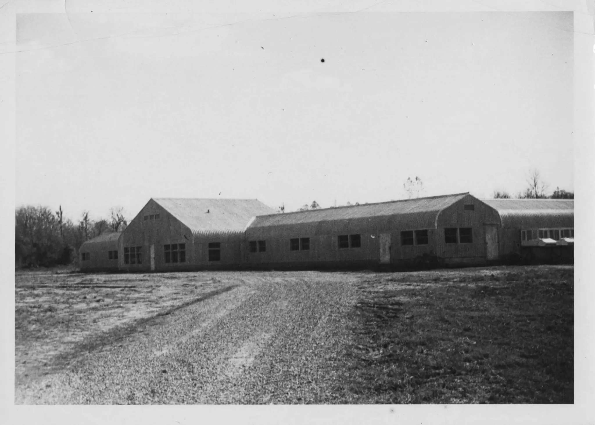 Photograph from the Facebook post “Building, Possibly Zwolle field, Sabine parish, c.”